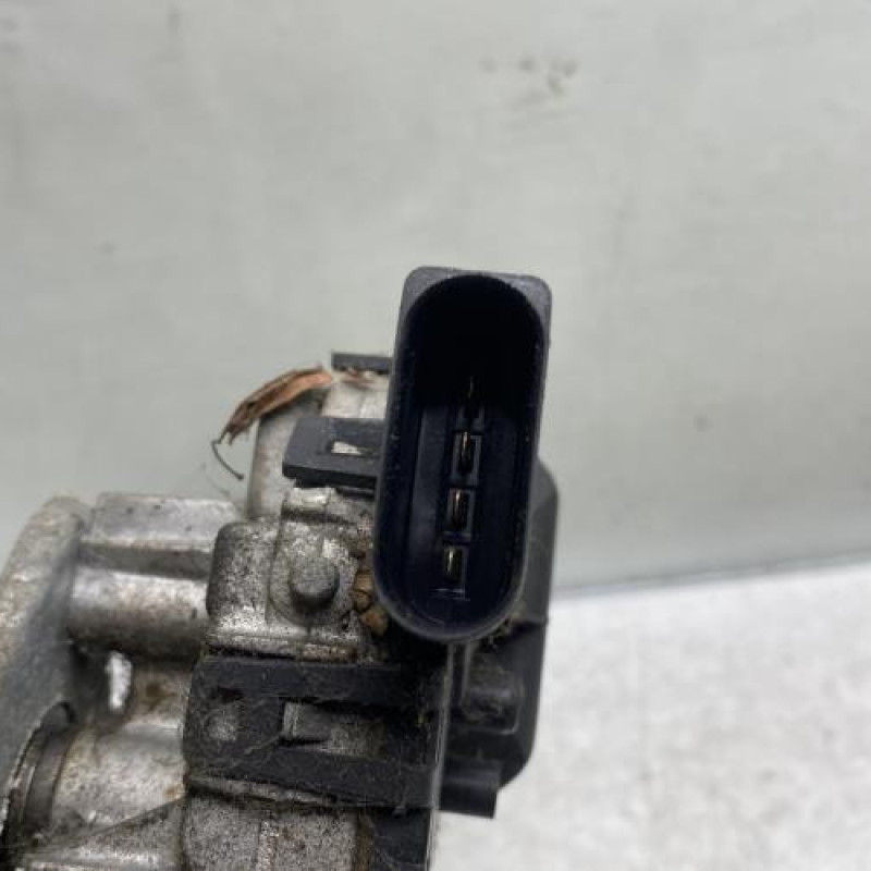 Moteur essuie glace avant VOLKSWAGEN POLO 4 Photo n°6