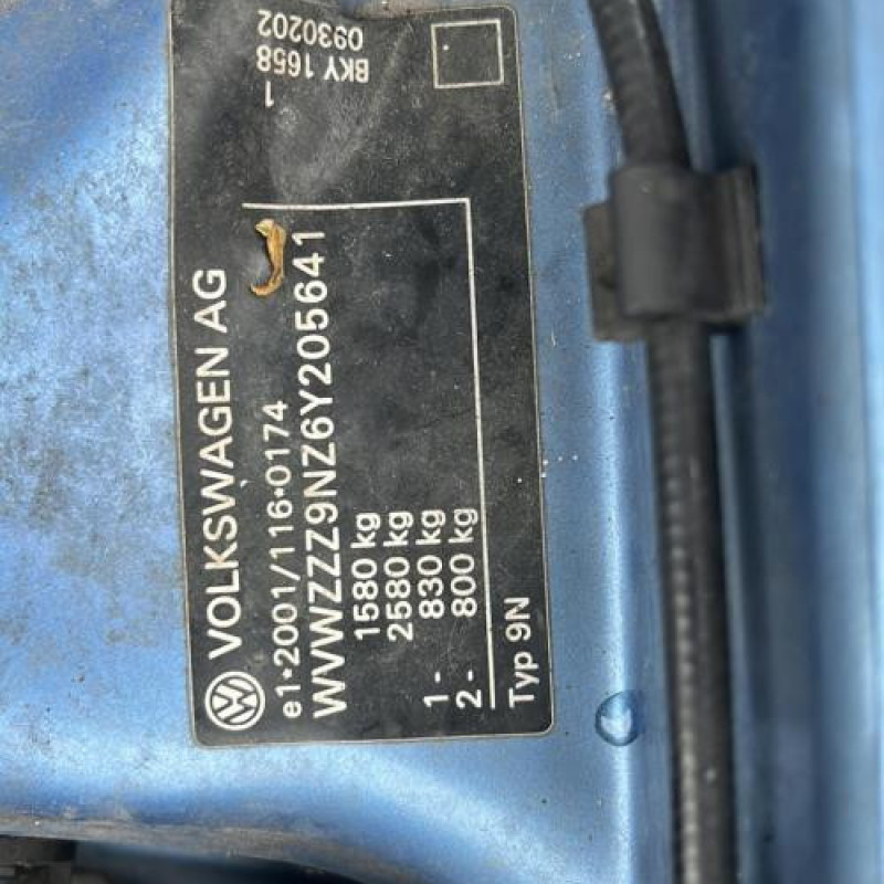Moteur essuie glace avant VOLKSWAGEN POLO 4 Photo n°18