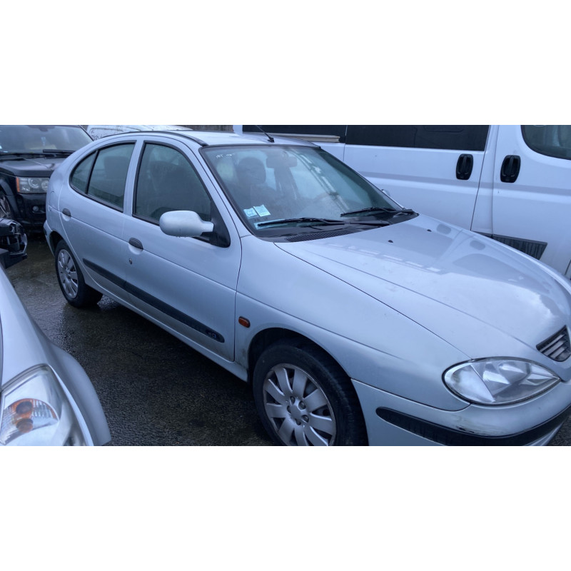 Moteur essuie glace arriere RENAULT MEGANE 1 Photo n°11
