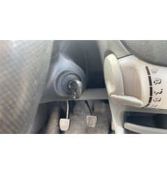 Serrure avant droit PEUGEOT 107