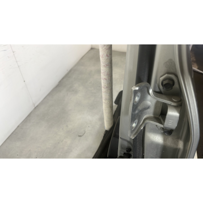 Porte arriere gauche KIA VENGA Photo n°3