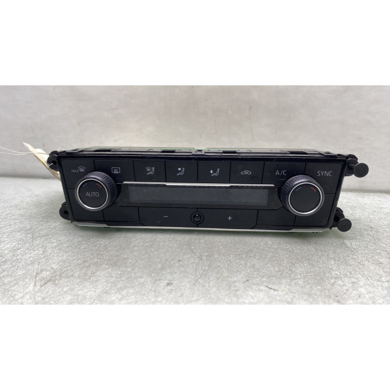 Commande chauffage VOLKSWAGEN POLO 6 Photo n°1