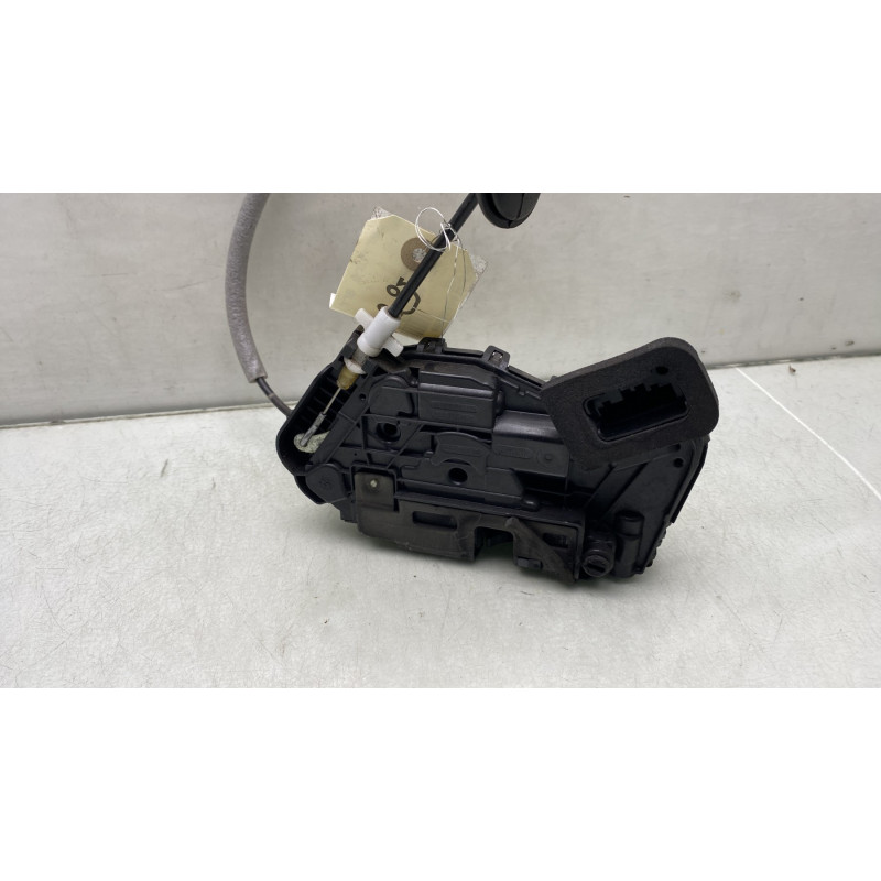 Serrure arriere droit VOLKSWAGEN POLO 6 Photo n°4