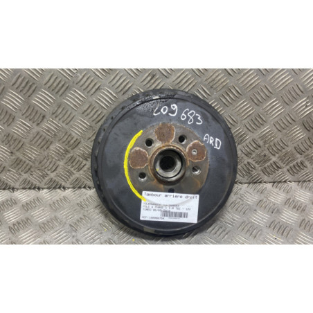 Tambour arriere droit VOLKSWAGEN POLO 6 Photo n°1