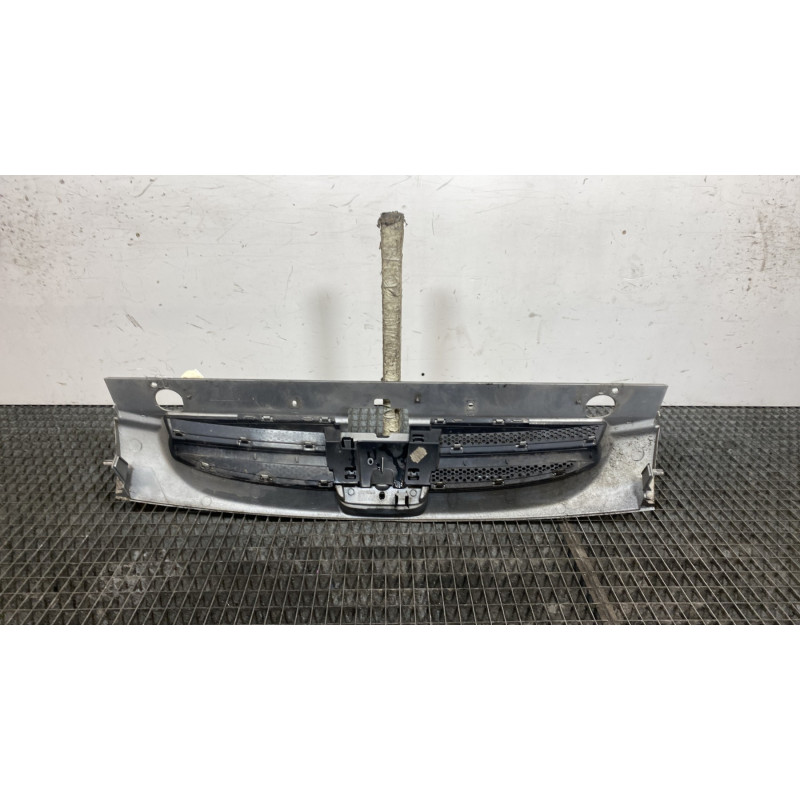Calandre PEUGEOT PARTNER 1 Photo n°4