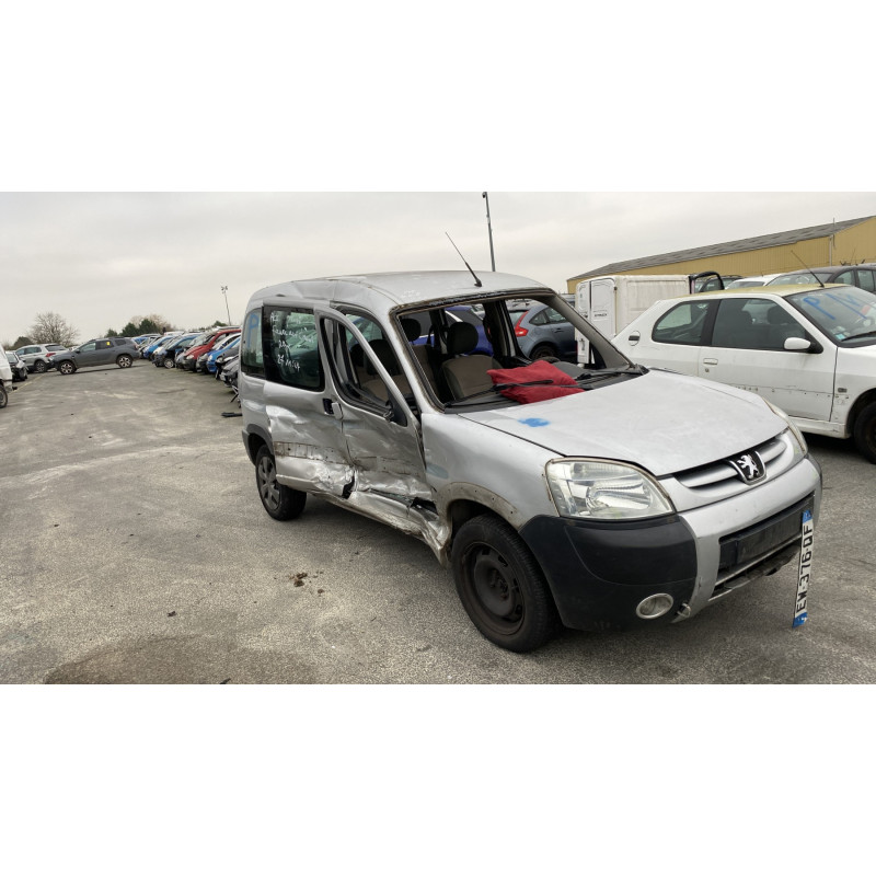 Calandre PEUGEOT PARTNER 1 Photo n°6