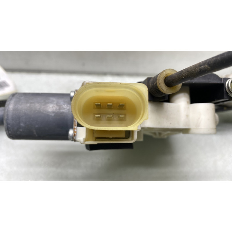 Leve vitre electrique arriere droit FORD MONDEO 3 Photo n°5