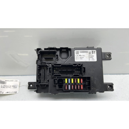 Porte fusible OPEL CORSA D Photo n°1