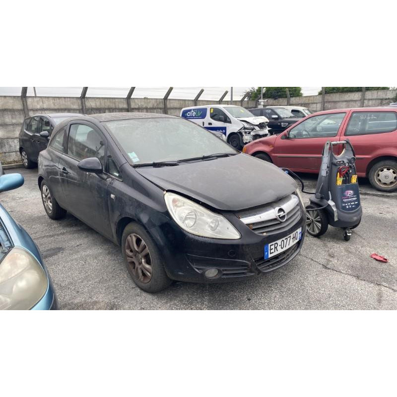 Porte fusible OPEL CORSA D Photo n°12