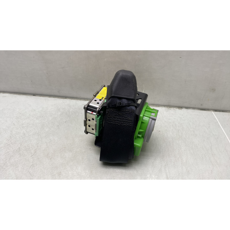 Pretensionneur de ceinture avant droit TOYOTA YARIS 2 Photo n°3