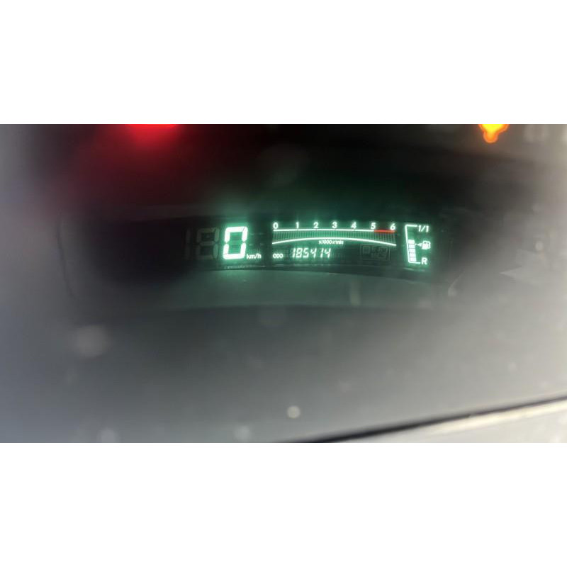 Pretensionneur de ceinture avant droit TOYOTA YARIS 2 Photo n°17