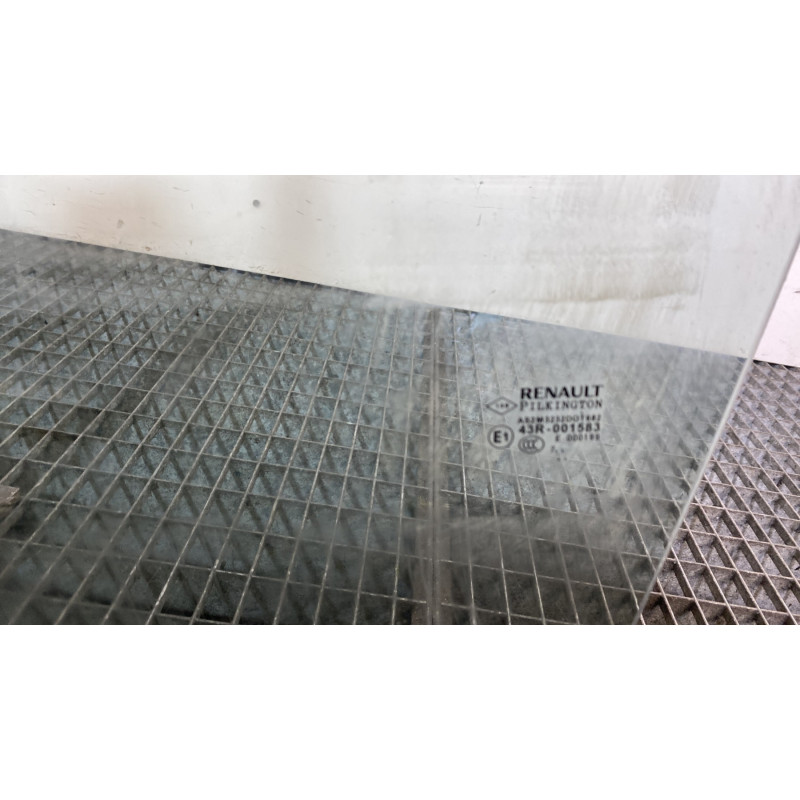 Vitre arriere gauche RENAULT CAPTUR 1 Photo n°3
