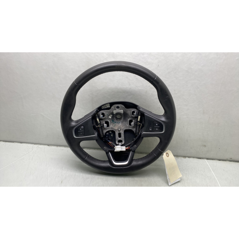 Volant RENAULT CAPTUR 1 Photo n°1