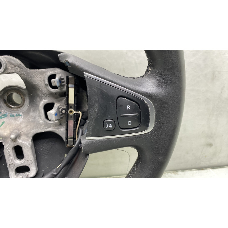 Volant RENAULT CAPTUR 1 Photo n°3