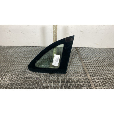 Custode arriere droit RENAULT CLIO 3 Photo n°1