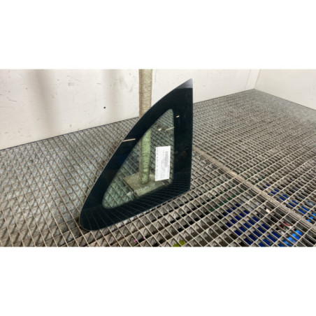 Custode arriere droit RENAULT CLIO 3
