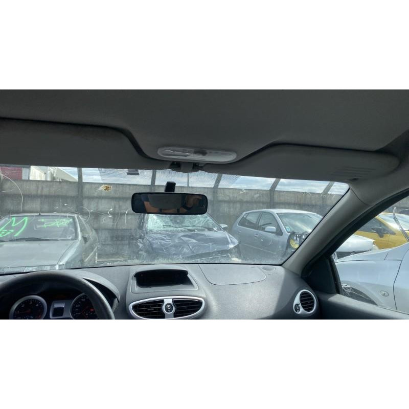 Custode arriere droit RENAULT CLIO 3 Photo n°7