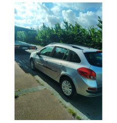 Custode arriere droit RENAULT CLIO 3