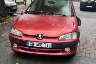 Pedale d'embrayage PEUGEOT 106