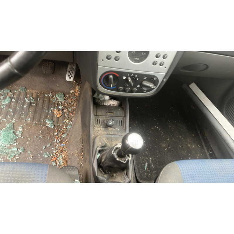 Pare choc arriere OPEL COMBO C Photo n°8