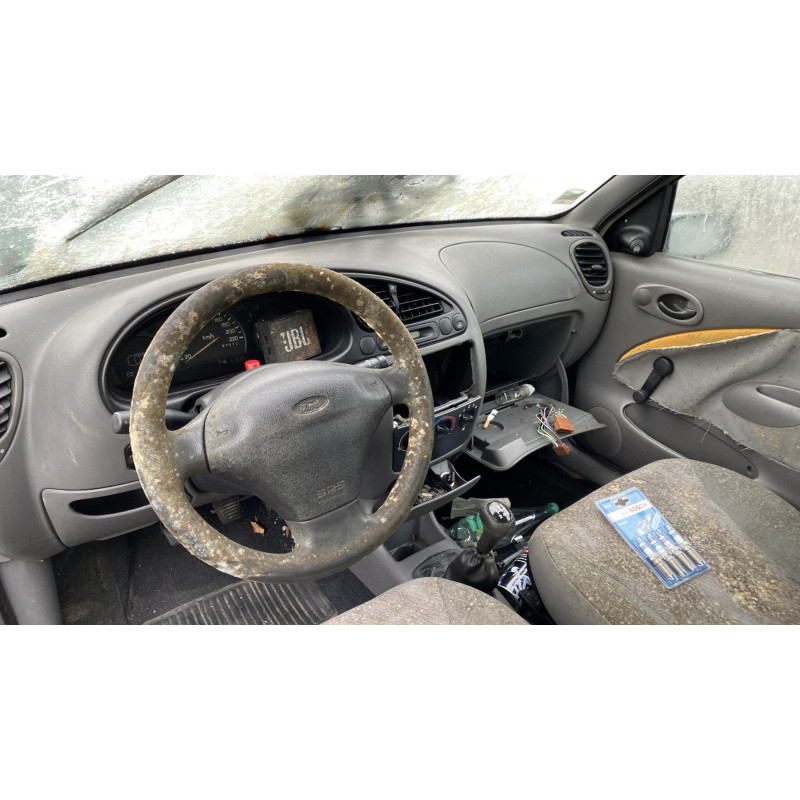 Pare choc avant FORD FIESTA 4 Photo n°19