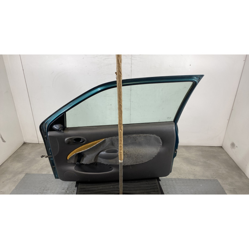 Porte avant droit FORD FIESTA 4 Photo n°7