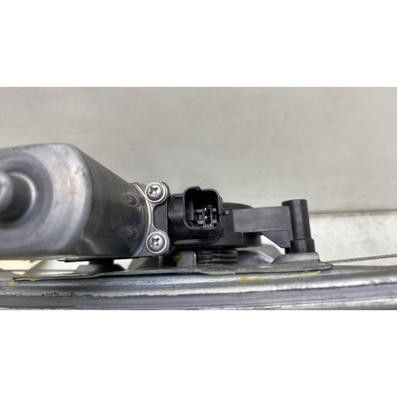 Leve vitre electrique avant gauche DACIA DUSTER 2 Photo n°4