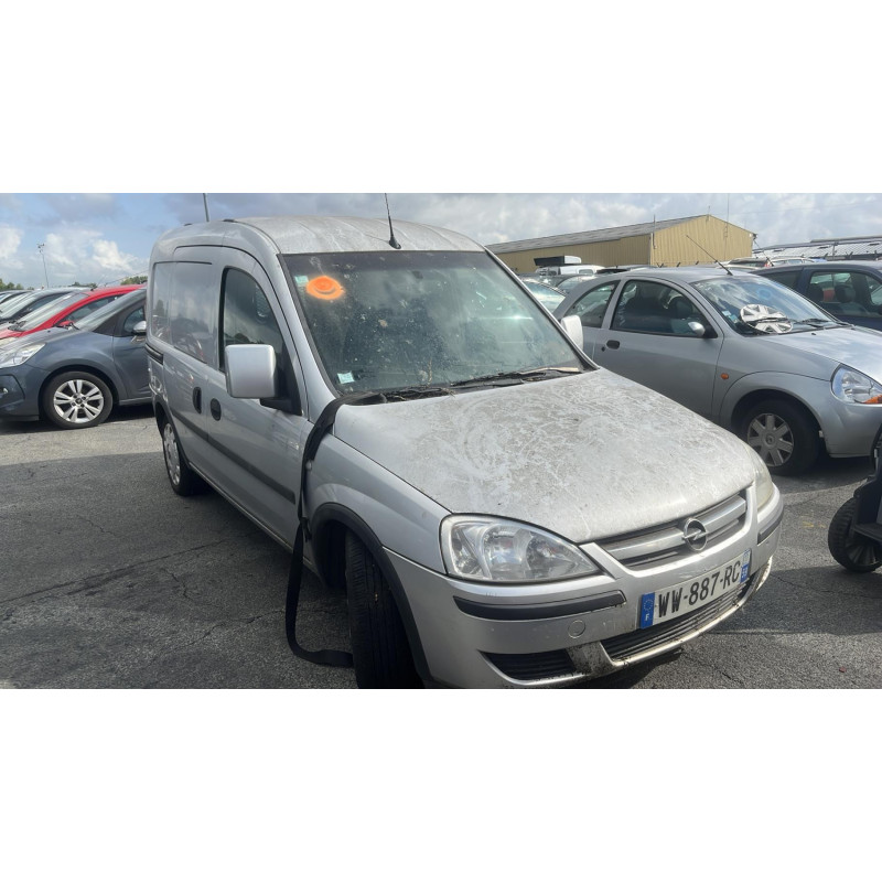 Feu arriere principal gauche (feux) OPEL COMBO C Photo n°8