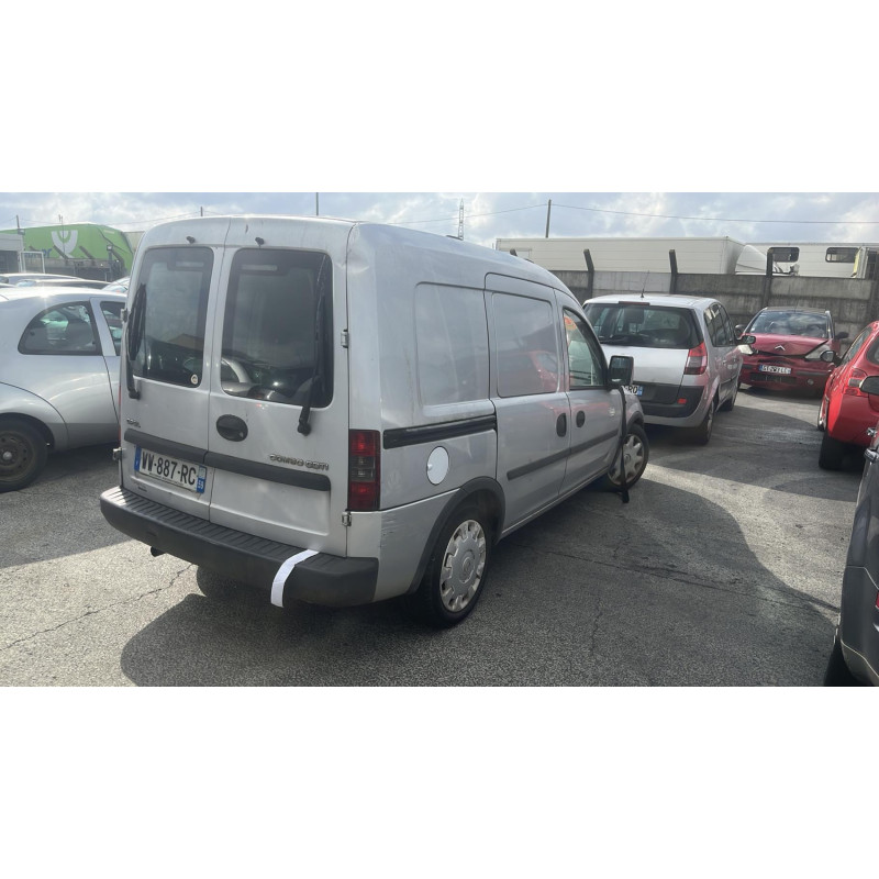 Feu arriere principal gauche (feux) OPEL COMBO C Photo n°10