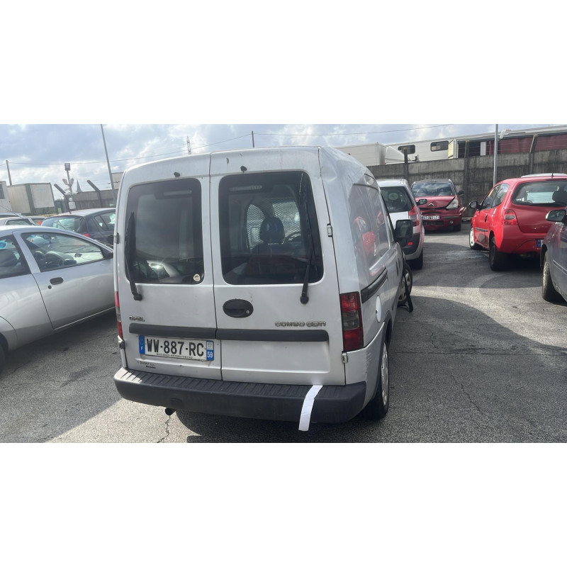 Feu arriere principal gauche (feux) OPEL COMBO C Photo n°11