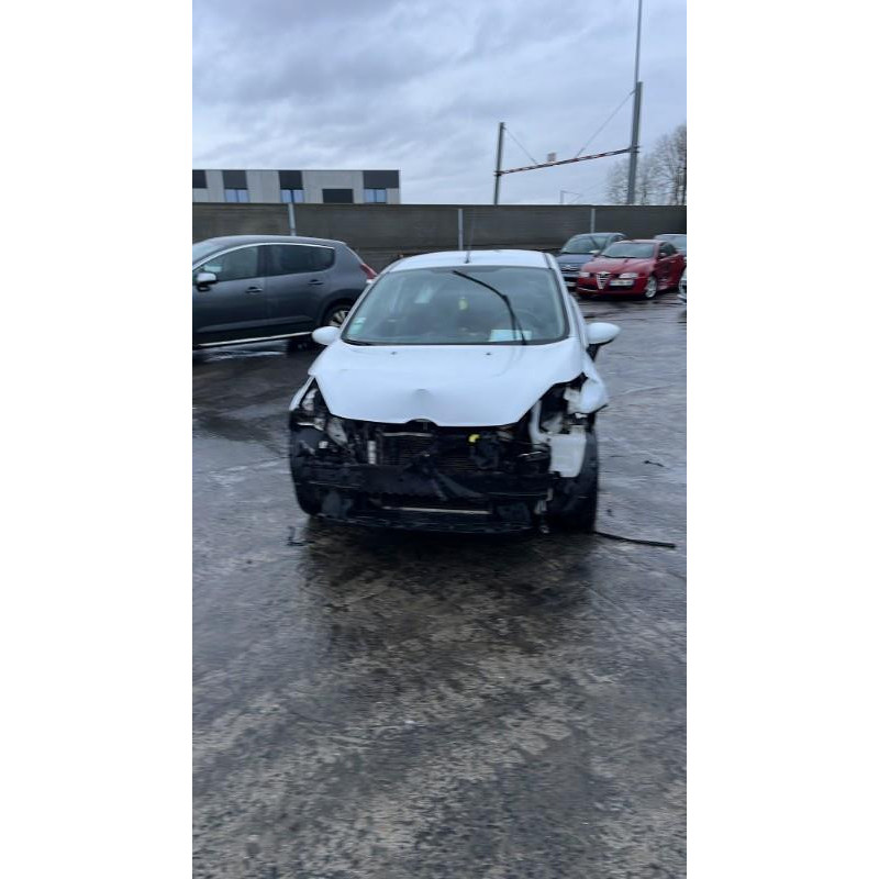 Vitre avant gauche FORD FIESTA 6 Photo n°13