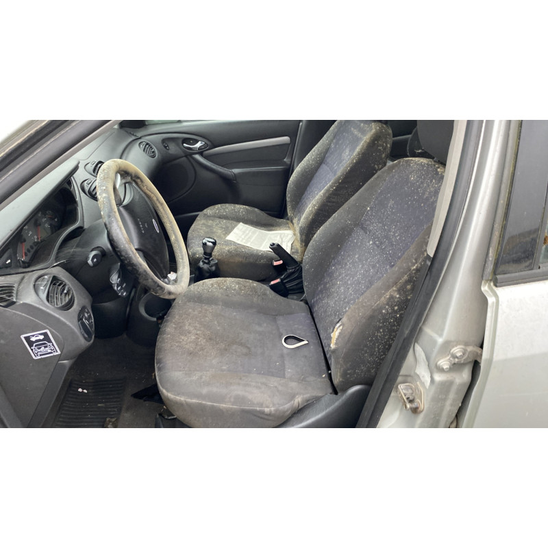 Feu arriere principal droit (feux) FORD FOCUS 1 Photo n°16