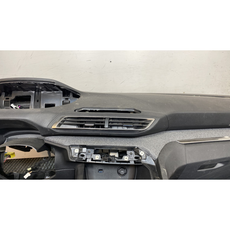 Planche de bord complete PEUGEOT 3008 2 Photo n°6