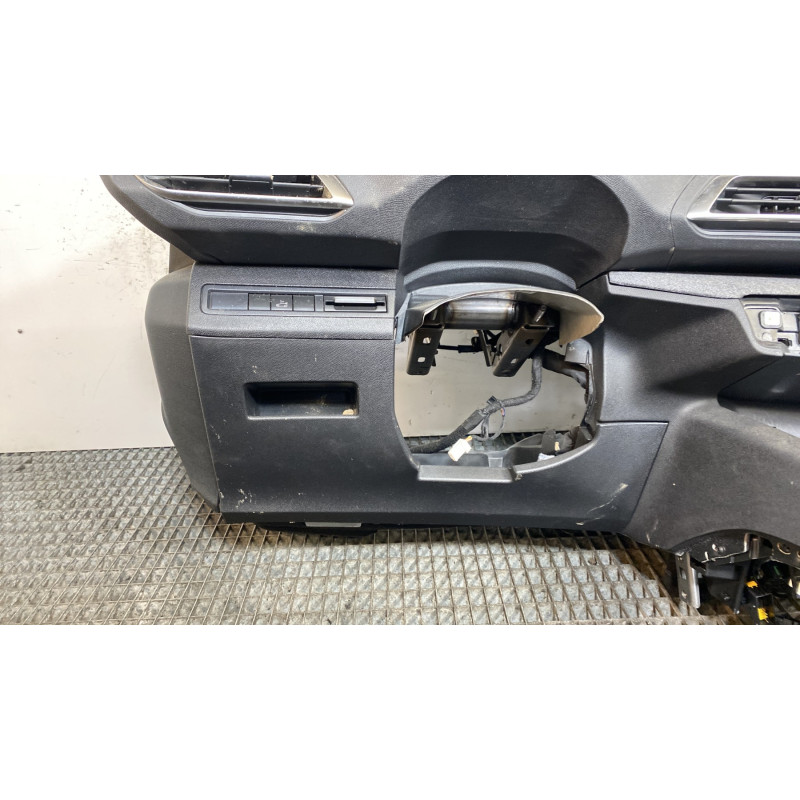Planche de bord complete PEUGEOT 3008 2 Photo n°8