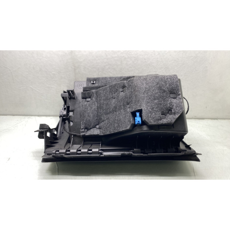 Boite a gants MERCEDES CLASSE B 246 Photo n°4