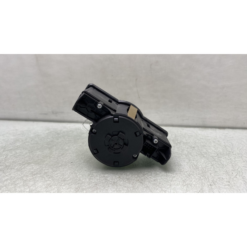 Commande de phare MERCEDES CLASSE B 246 Photo n°2