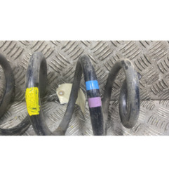 Ressort de suspension arriere droit NISSAN QASHQAI 1