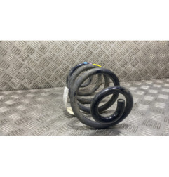 Ressort de suspension arriere droit NISSAN QASHQAI 1