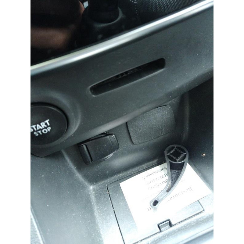 Feu arriere secondaire droit (feux) RENAULT CLIO 4 Photo n°5