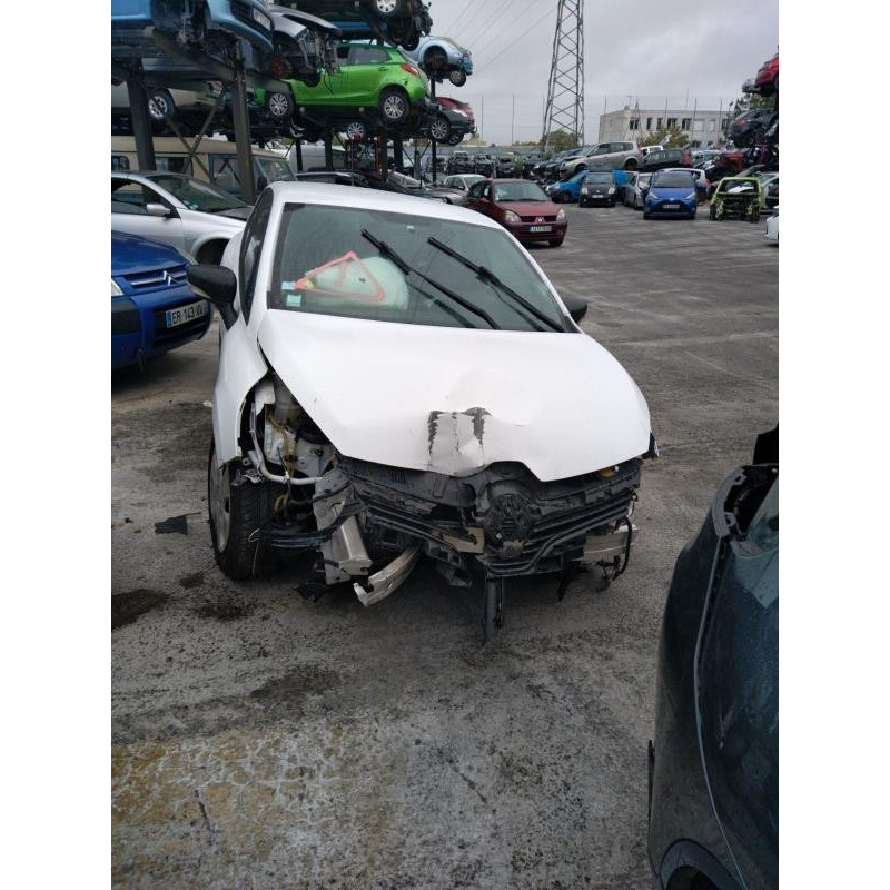 Feu arriere secondaire droit (feux) RENAULT CLIO 4 Photo n°6