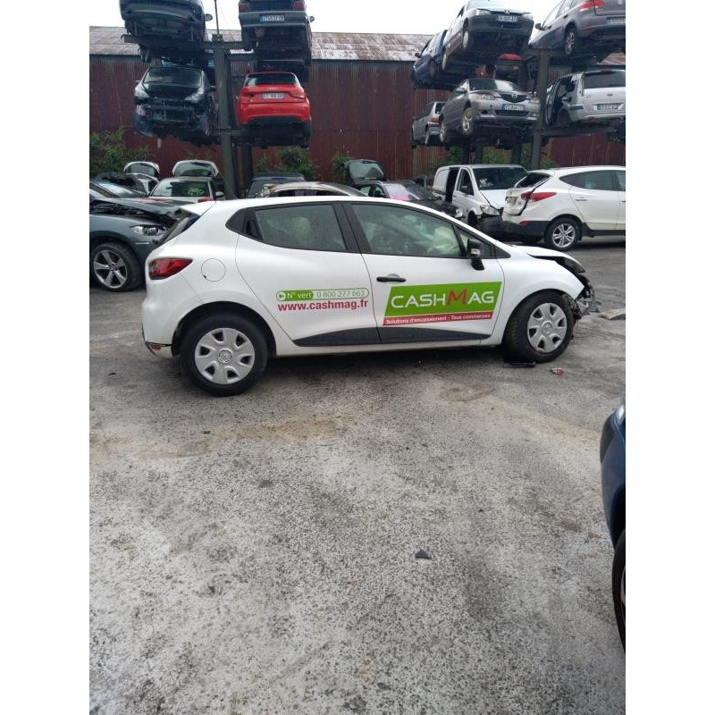 Feu arriere secondaire droit (feux) RENAULT CLIO 4 Photo n°7