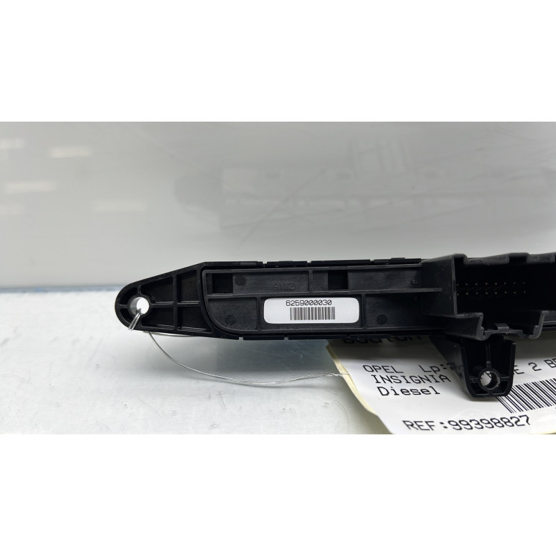 Bouton de warning OPEL INSIGNIA 1 Photo n°4