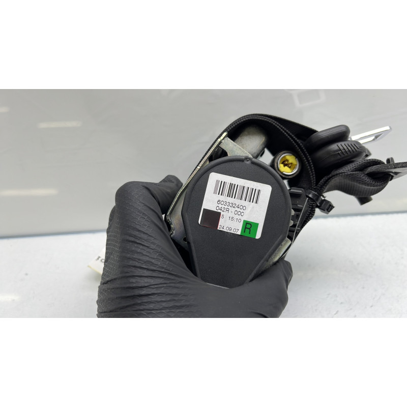 Pretensionneur de ceinture arriere droit MERCEDES CLASSE B 245 Photo n°3