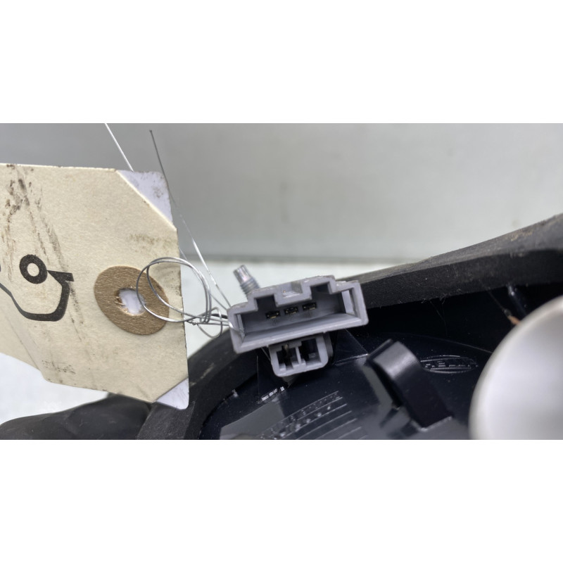 Feu arriere secondaire droit (feux) VOLKSWAGEN TIGUAN 1 Photo n°3