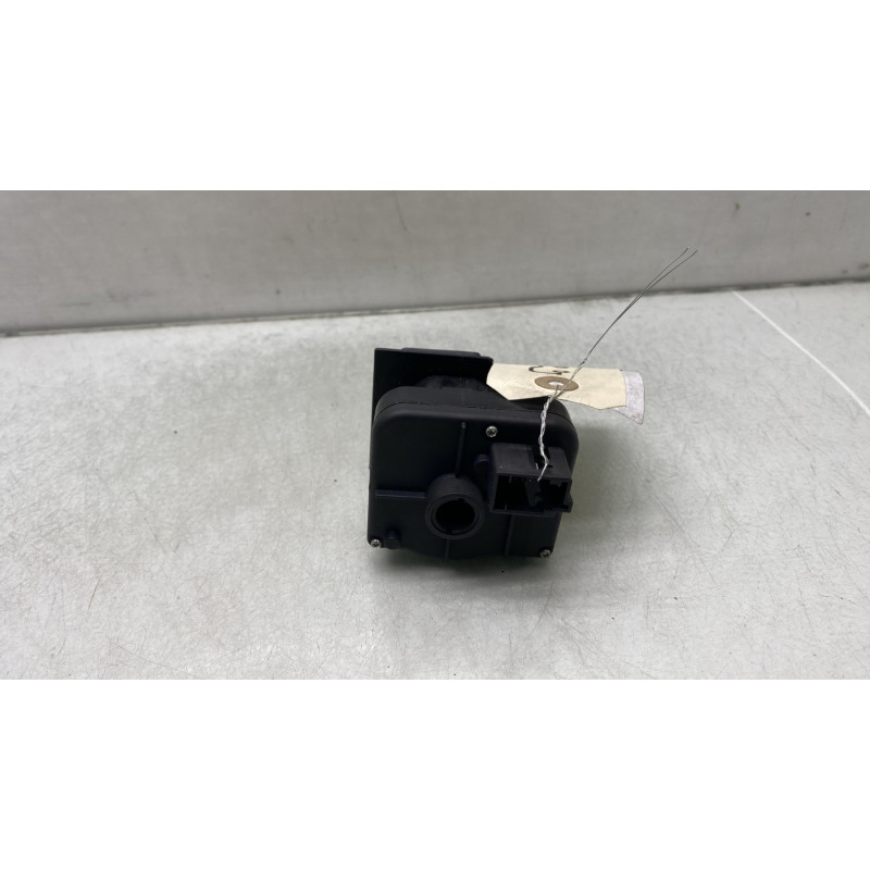 Commande de phare MERCEDES CLASSE B 245 Photo n°2