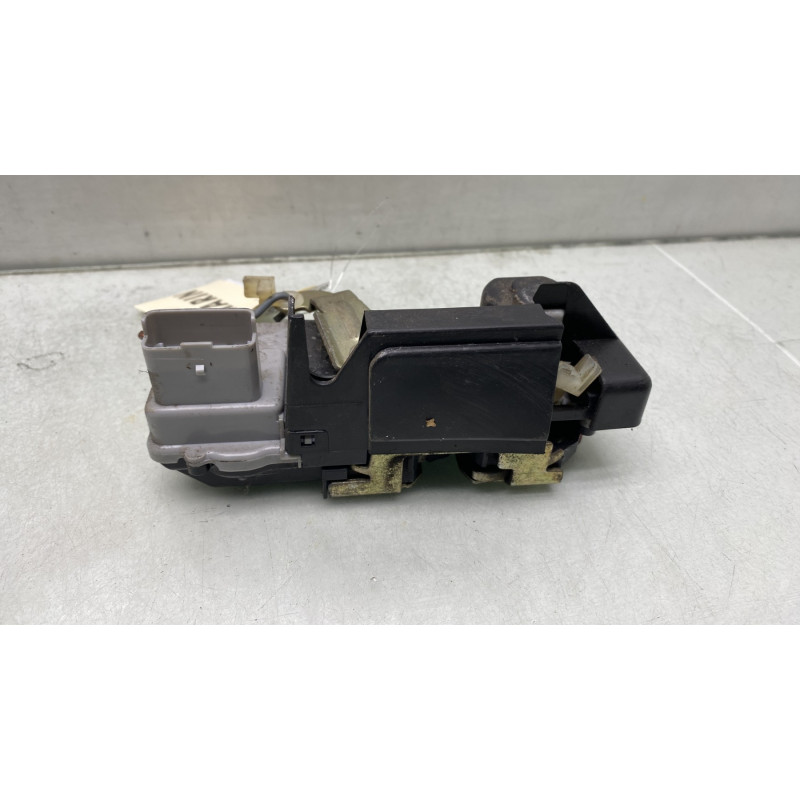 Serrure arriere gauche CITROEN XSARA PICASSO Photo n°4