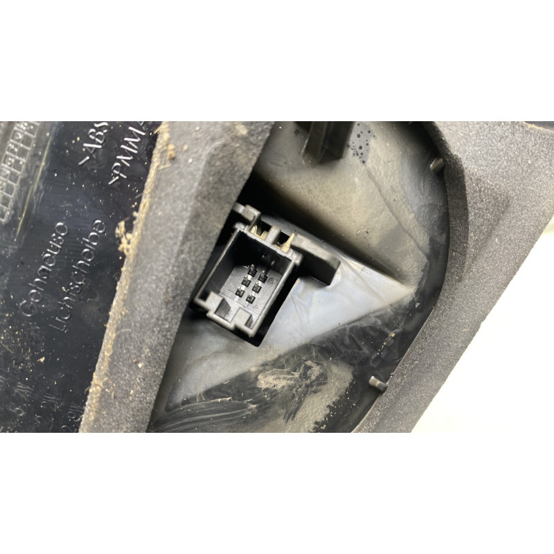 Feu arriere secondaire droit (feux) AUDI Q3 2 Photo n°5