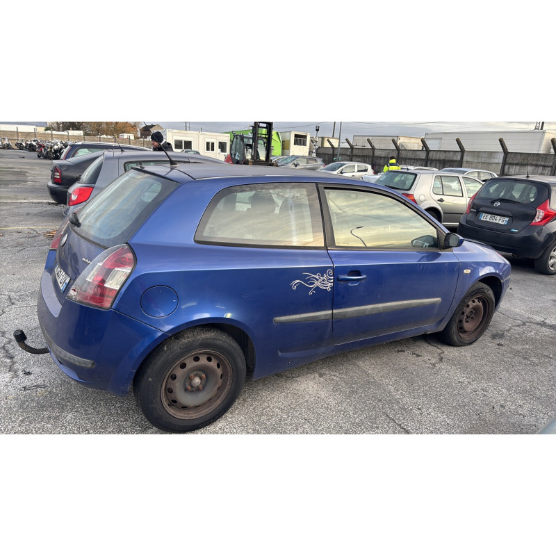 Optique avant principal gauche (feux)(phare) FIAT STILO Photo n°10
