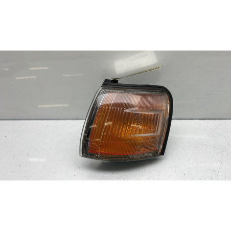 Optique avant secondaire gauche (feux)(clignotant) TOYOTA STARLET 2 Photo n°1