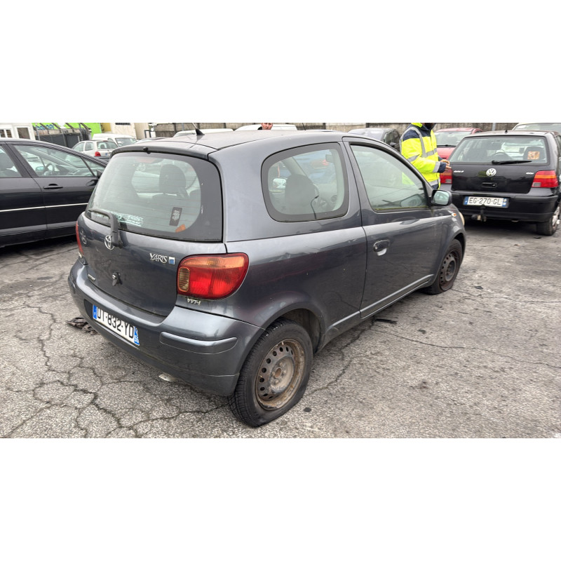 Feu arriere principal droit (feux) TOYOTA YARIS 1 Photo n°8